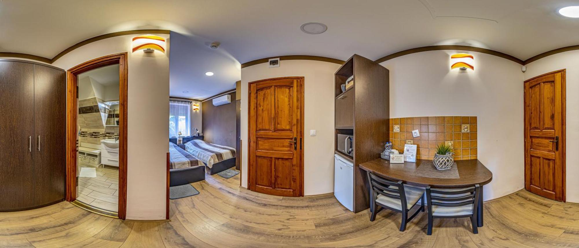 Napraforgo Wellness Haz Es Panzio Bed & Breakfast Pecs Bagian luar foto