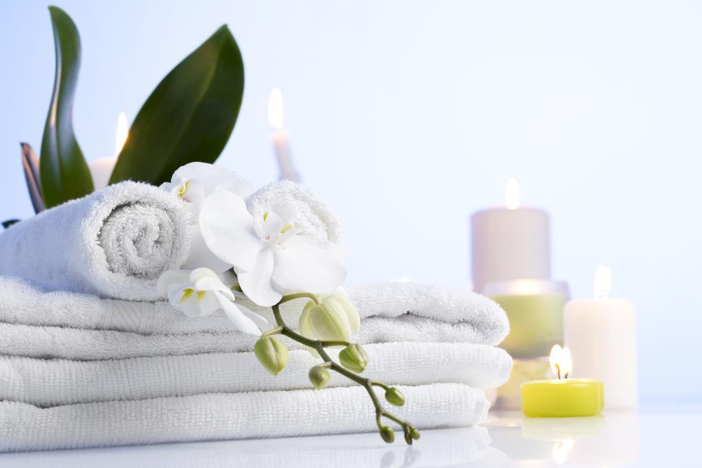 Napraforgo Wellness Haz Es Panzio Bed & Breakfast Pecs Bagian luar foto